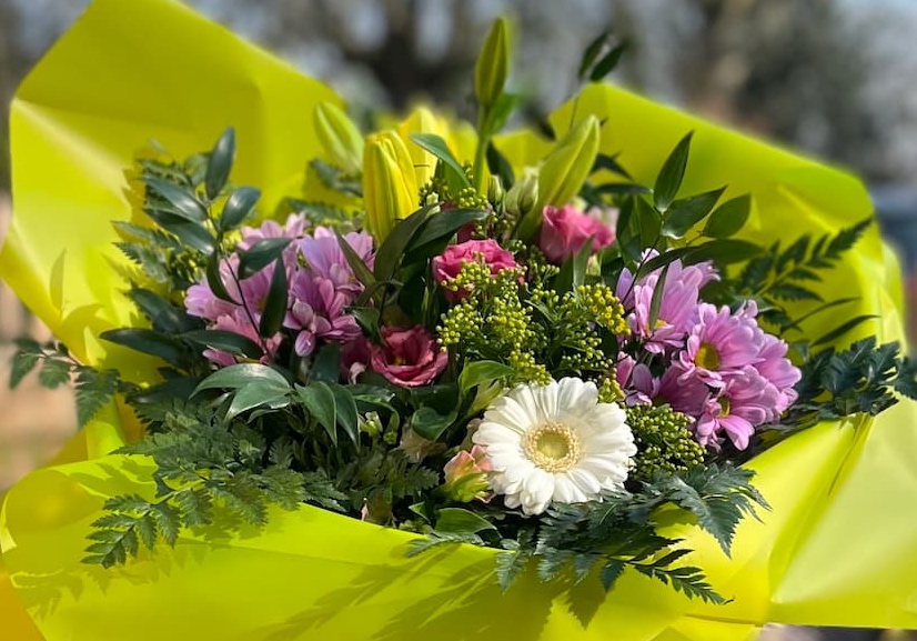 Celebrate that special occasion with exceptional flowers from our local florist